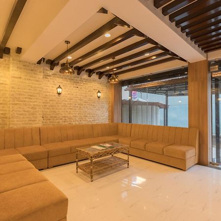 OYO 729 Hotel Era Balaju Buitenkant foto