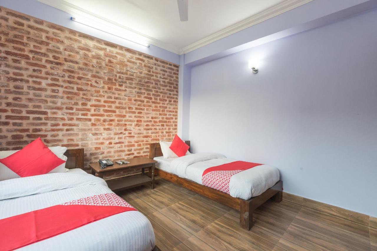 OYO 729 Hotel Era Balaju Buitenkant foto